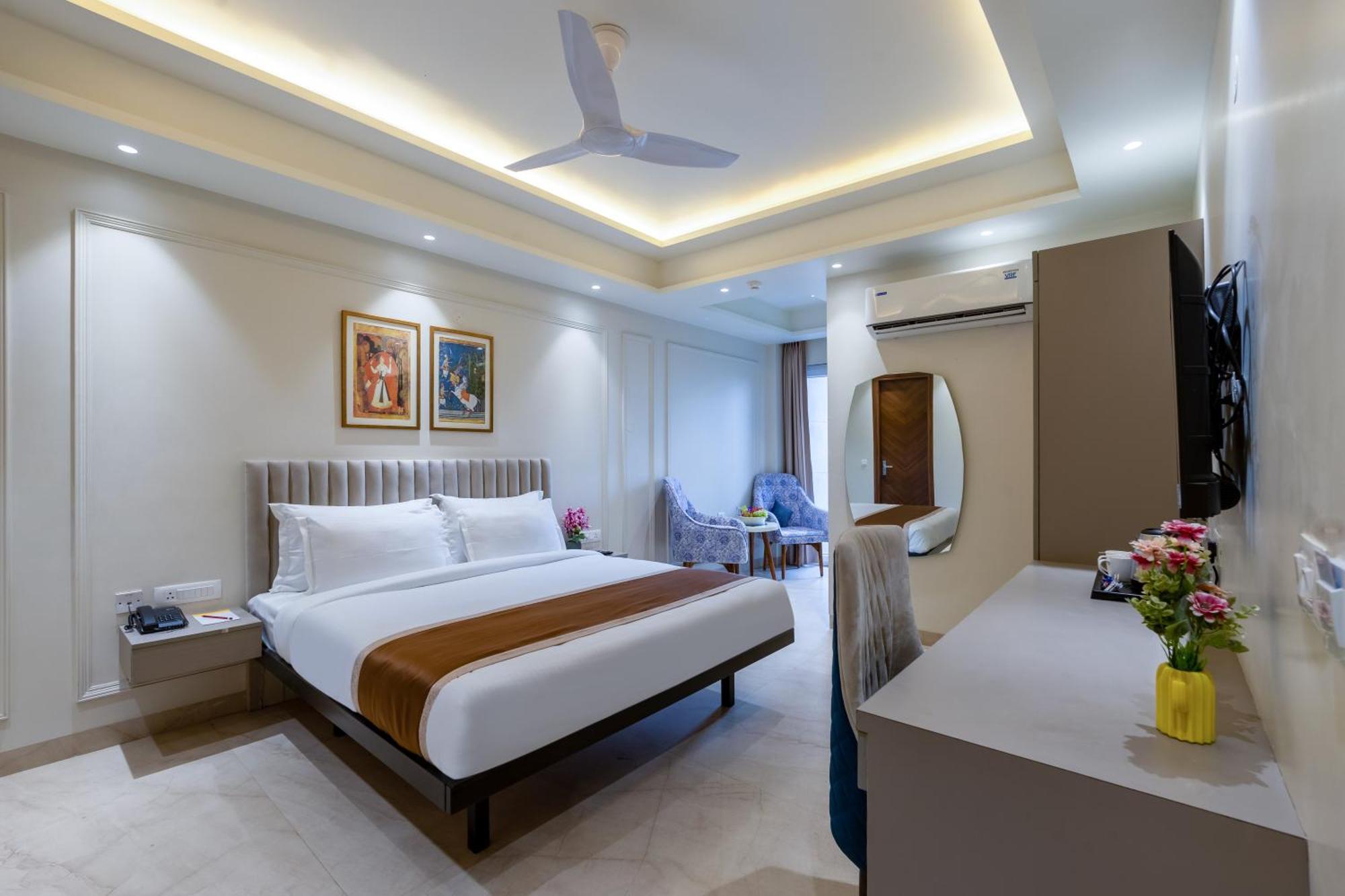 Hotel Ginger Palace Delhi Airport Нью-Дели Экстерьер фото