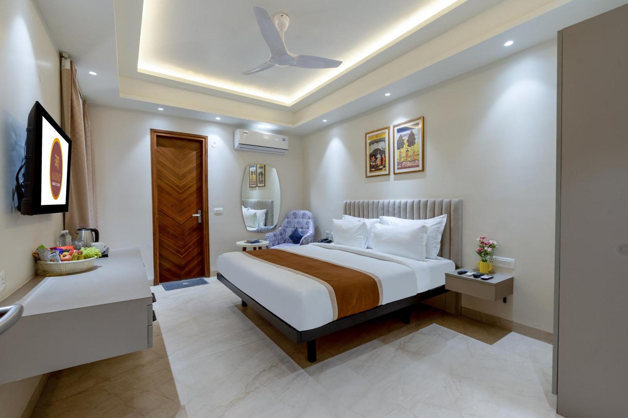Hotel Ginger Palace Delhi Airport Нью-Дели Экстерьер фото