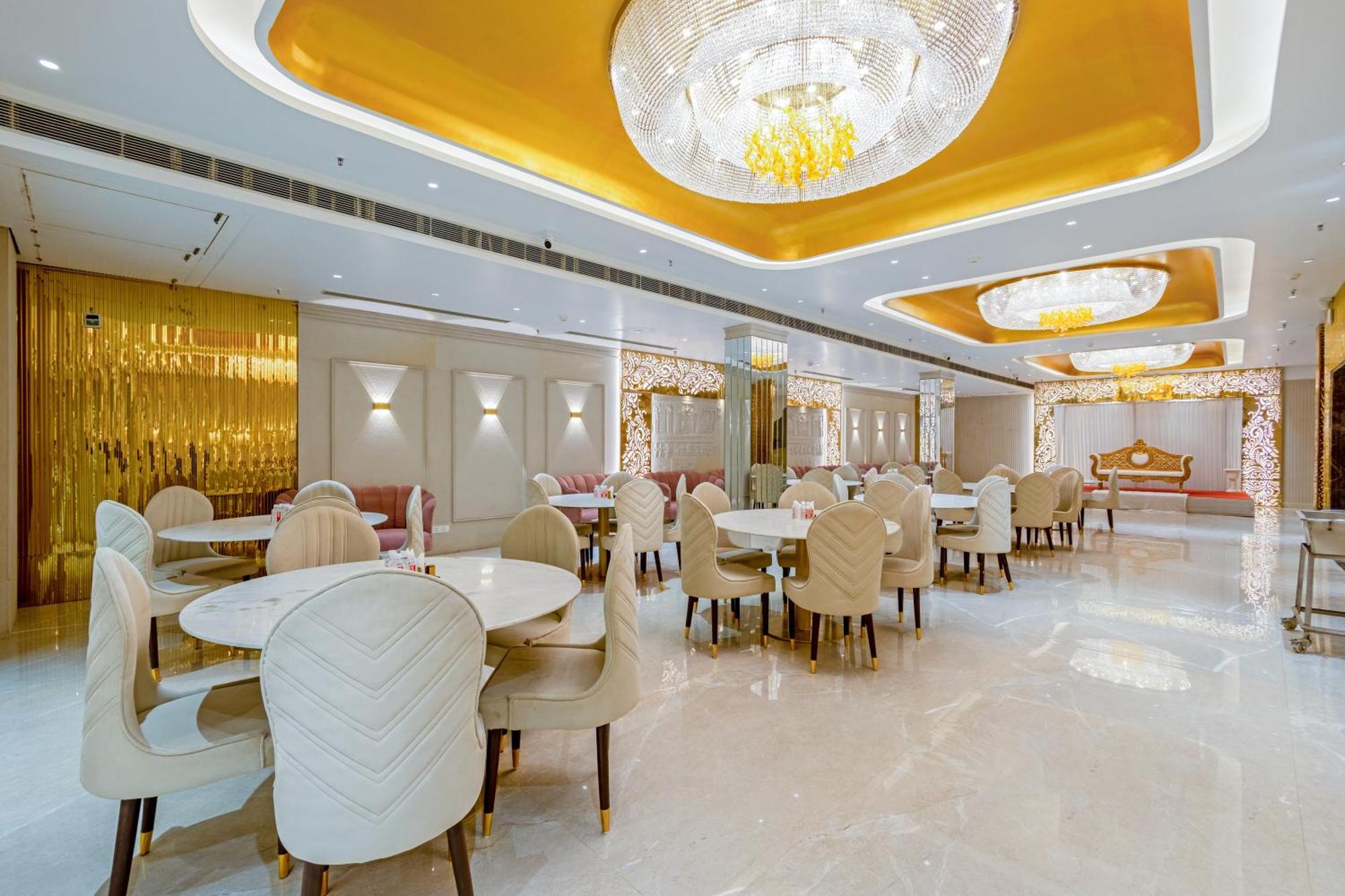 Hotel Ginger Palace Delhi Airport Нью-Дели Экстерьер фото