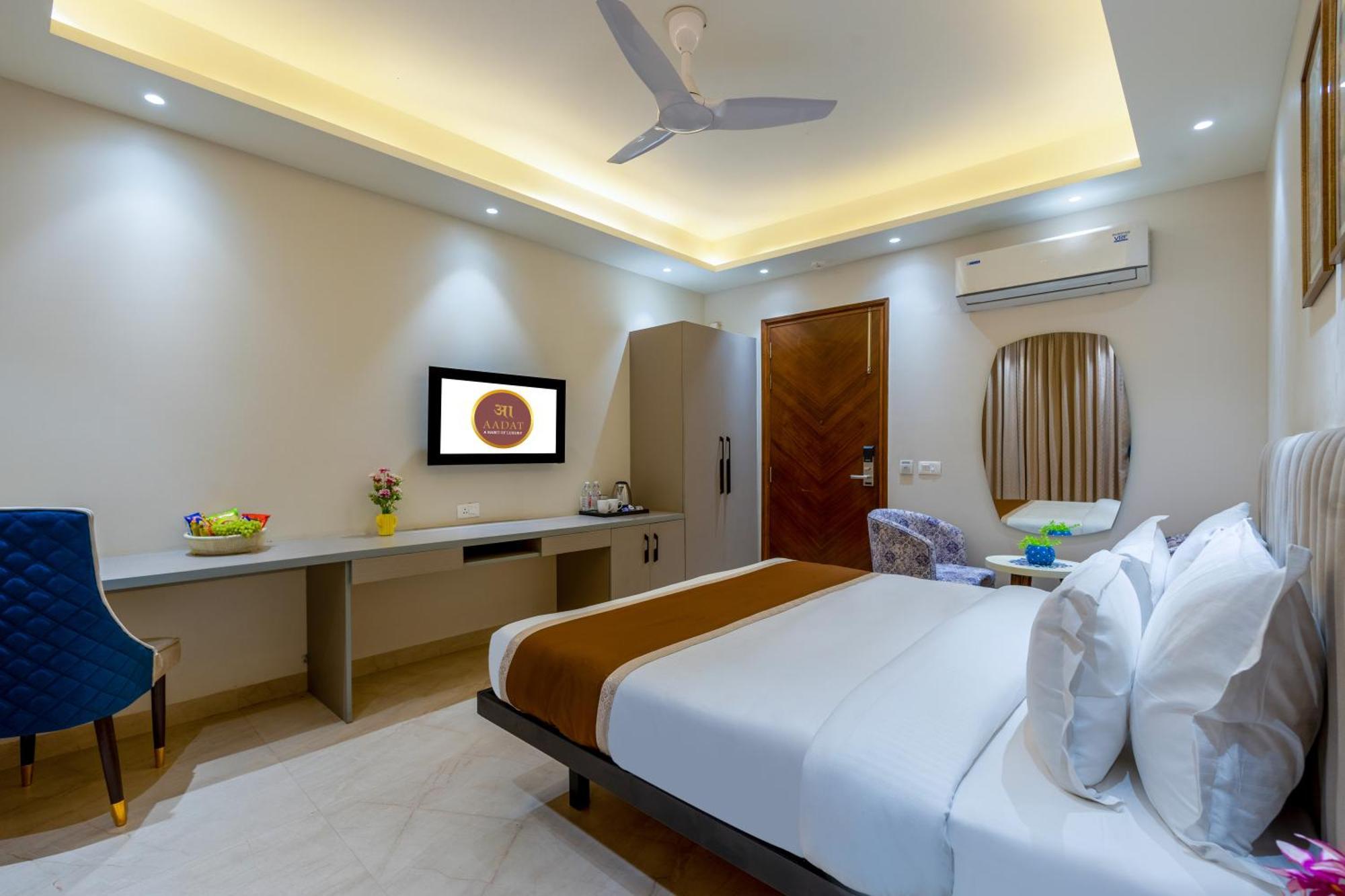 Hotel Ginger Palace Delhi Airport Нью-Дели Экстерьер фото